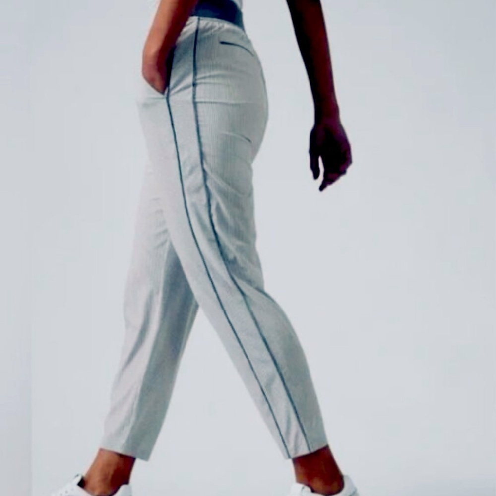 ATHLETA Brooklyn Mid Rise Striped City Joggers, Zip Pocket, gray and Cream